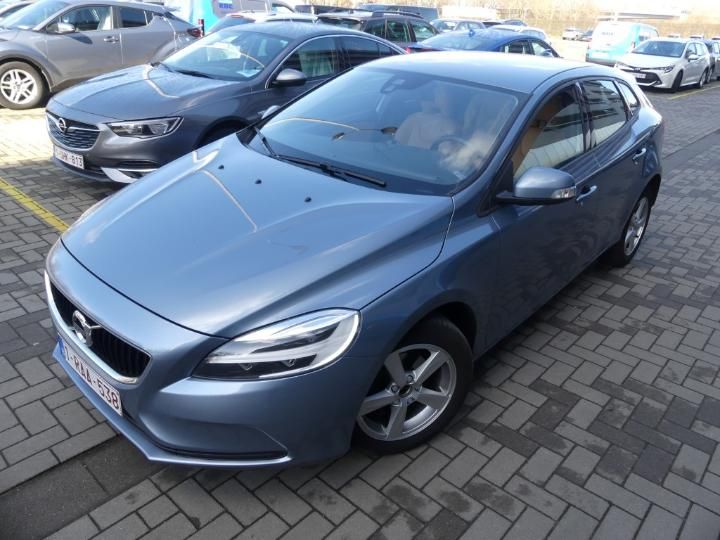 VOLVO V40 2016 yv1mv7431h2398419