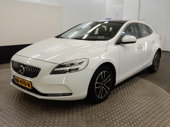 VOLVO V40 2016 yv1mv7431h2401201