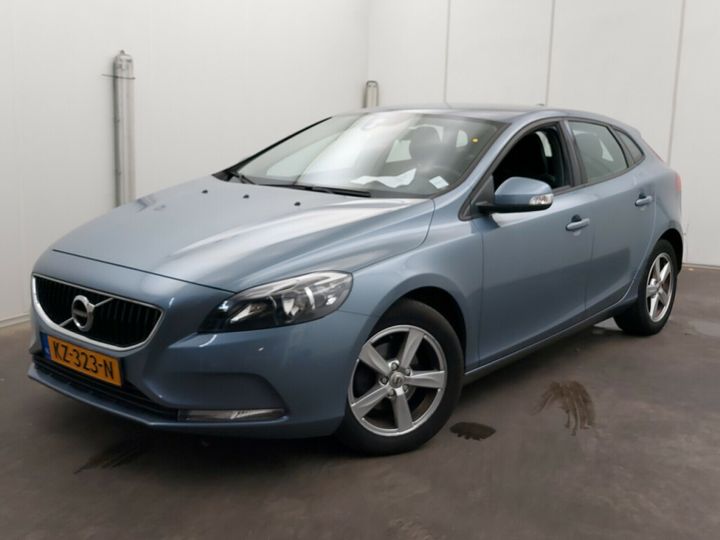 VOLVO V40 2017 yv1mv7431h2401237