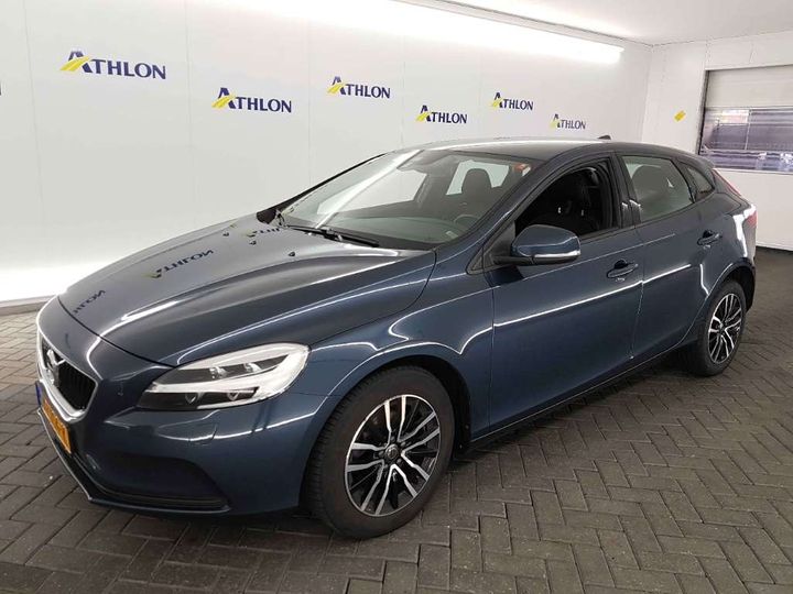 VOLVO V40 2016 yv1mv7431h2401392