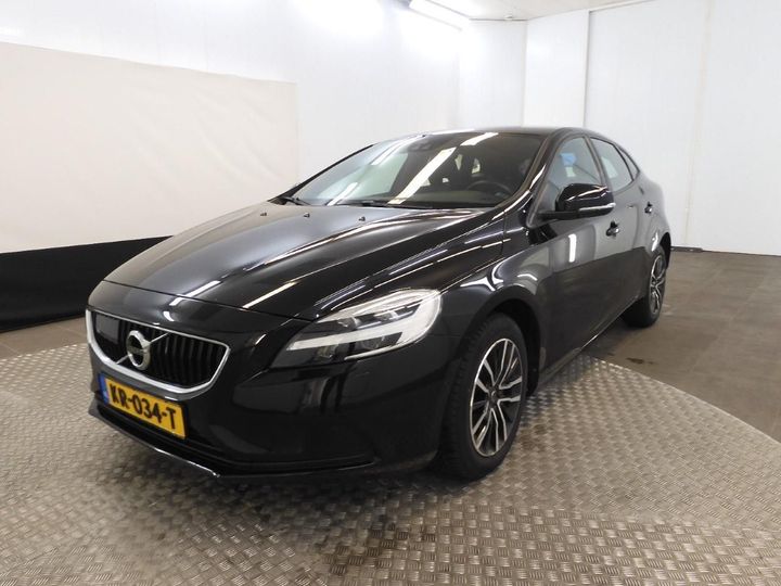 VOLVO V40 2016 yv1mv7431h2402147