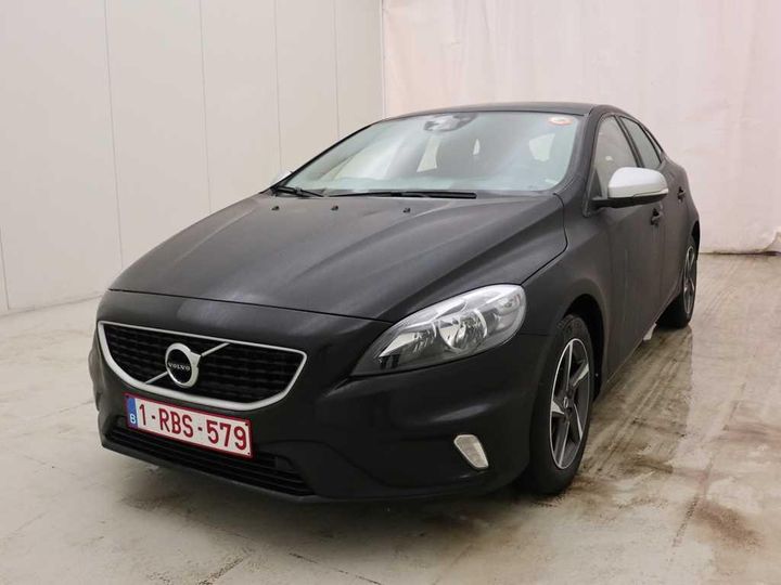 VOLVO V40 2016 yv1mv7431h2402184