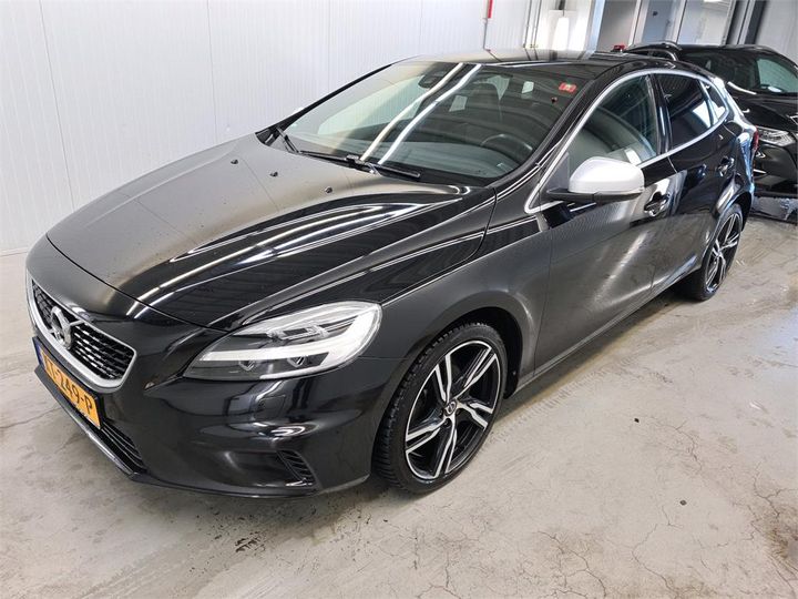 VOLVO V40 2016 yv1mv7431h2402324