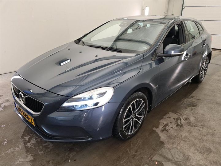 VOLVO V40 2016 yv1mv7431h2403823