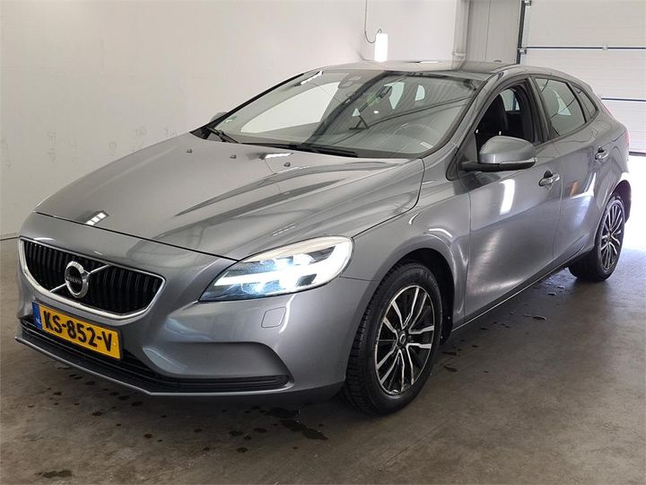 VOLVO V40 2016 yv1mv7431h2403923