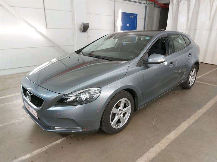 VOLVO V40 2017 yv1mv7431h2404510