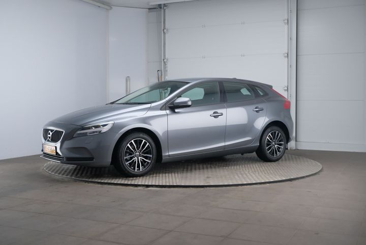 VOLVO V40 2016 yv1mv7431h2405082