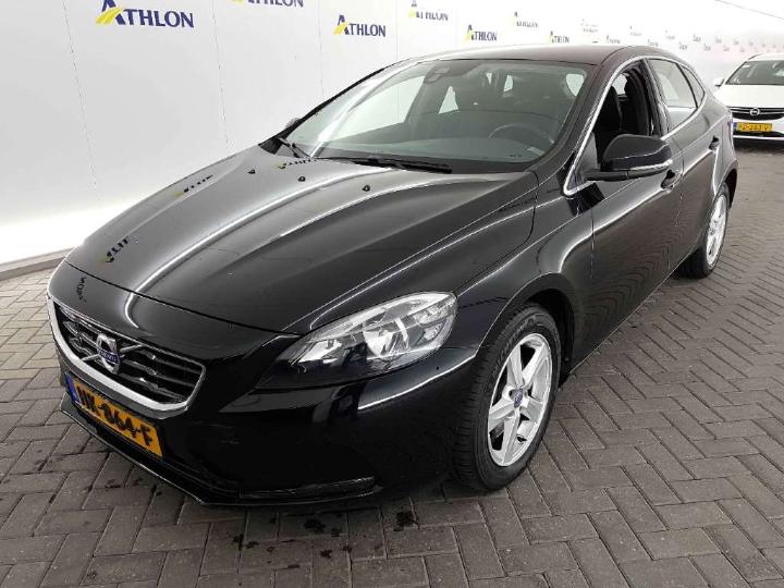 VOLVO V40 2015 yv1mv7480g2311444