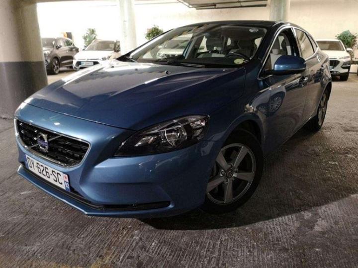 VOLVO V40 2016 yv1mv7480g2322658