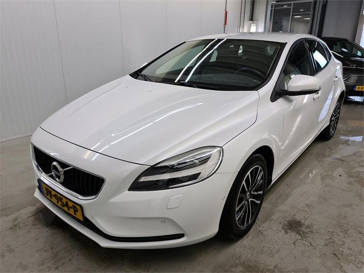 VOLVO V40 2016 yv1mv7480h2363650