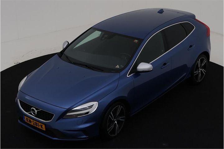 VOLVO V40 2016 yv1mv7480h2367067