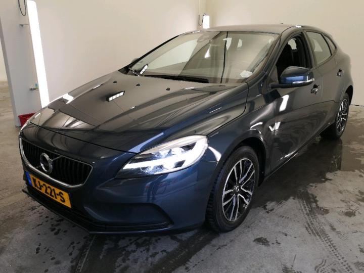 VOLVO V40 2016 yv1mv7480h2388012