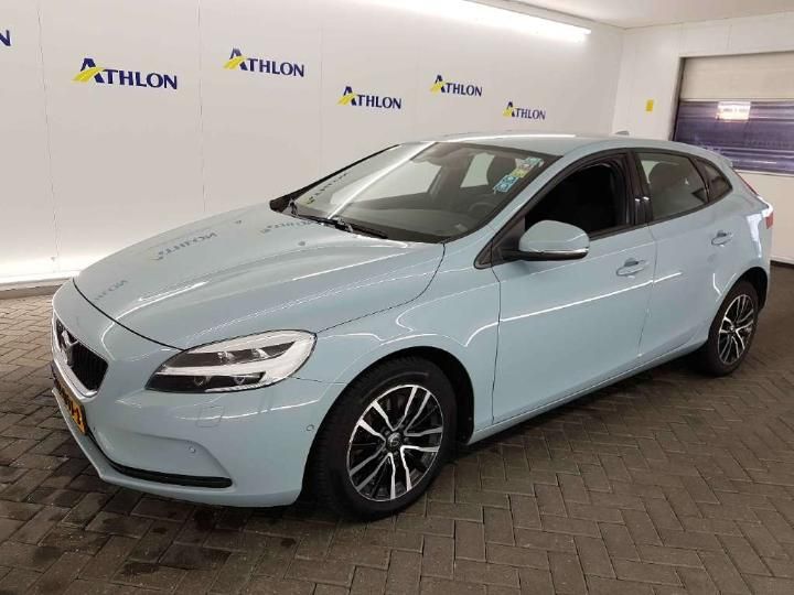 VOLVO V40 2016 yv1mv7480h2394692