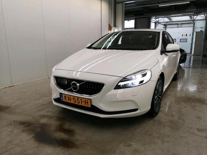 VOLVO V40 2016 yv1mv7480h2395881