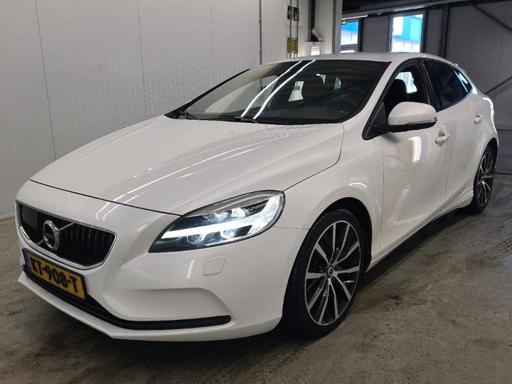 VOLVO V40 2016 yv1mv7480h2404037