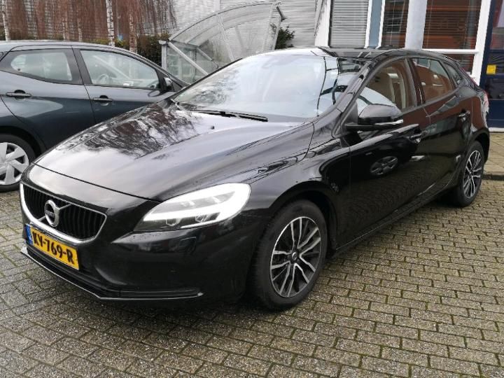 VOLVO V40 2016 yv1mv7480h2410747