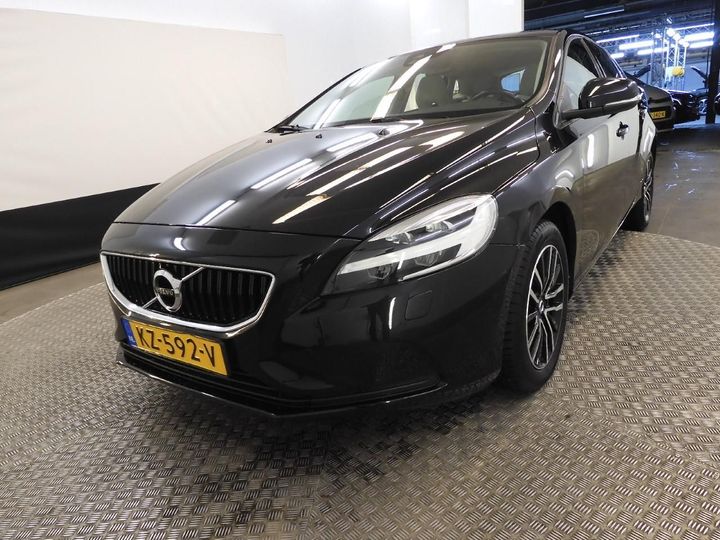 VOLVO V40 2016 yv1mv7480h2413515