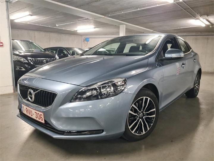 VOLVO V40 HATCHBACK 2017 yv1mv7480h2430189