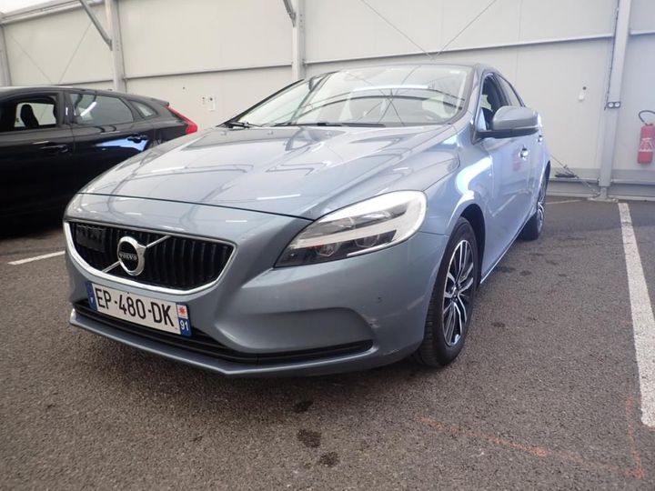 VOLVO V40 2017 yv1mv7480j2456492