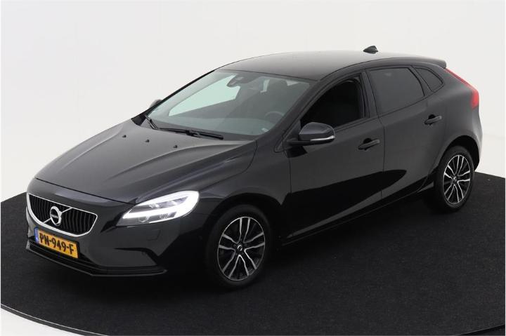 VOLVO V40 2017 yv1mv7480j2457914