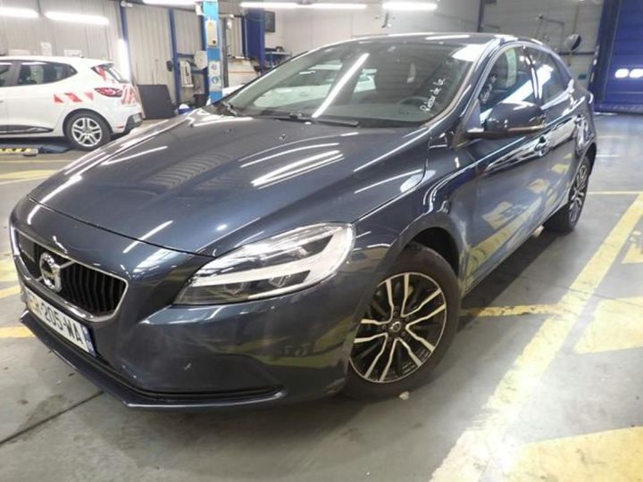 VOLVO V40 2017 yv1mv7480j2464422