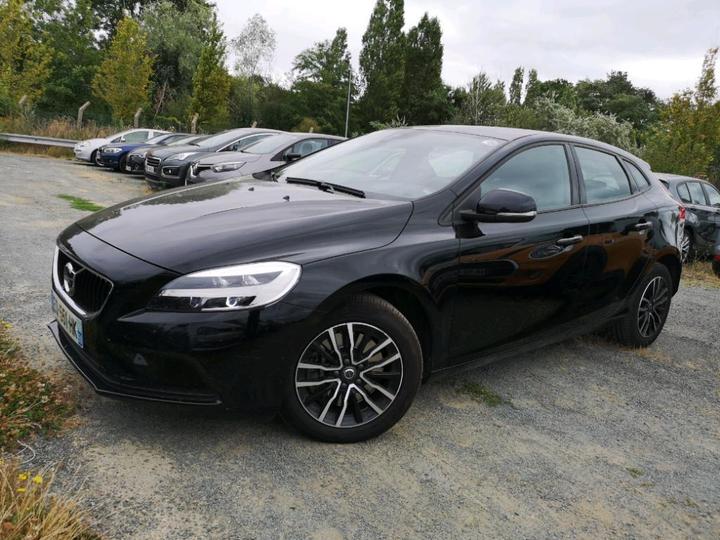 VOLVO V40 2017 yv1mv7480j2464814