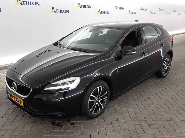 VOLVO V40 2017 yv1mv7480j2473747