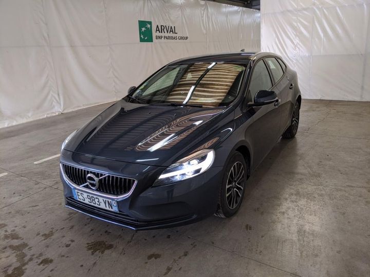 VOLVO V40 2017 yv1mv7480j2492691