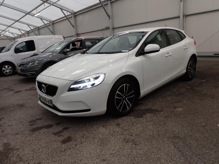 VOLVO V40 2019 yv1mv7480j2515500