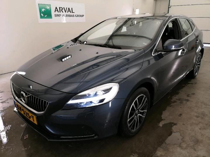 VOLVO V40 2016 yv1mv7481h2406776