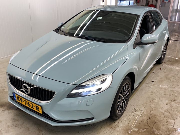 VOLVO V40 2016 yv1mv7481h2407913