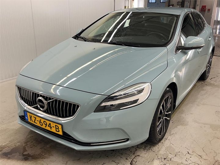 VOLVO V40 2016 yv1mv7481h2408521