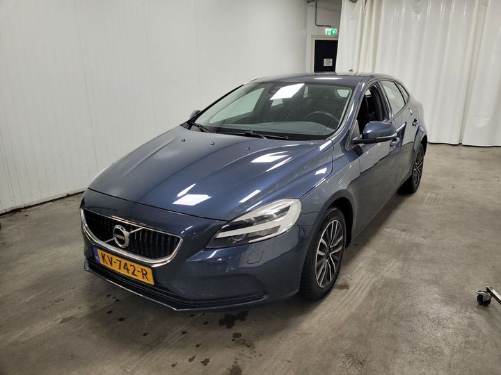 VOLVO V40 2016 yv1mv7481h2408929