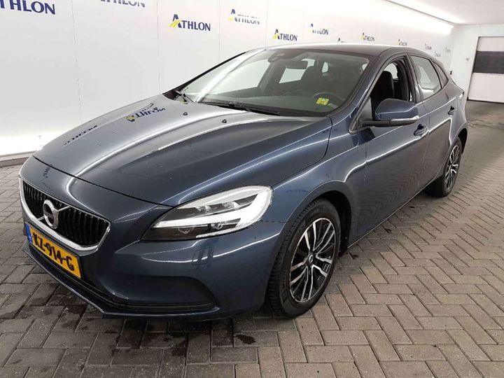 VOLVO V40 2016 yv1mv7481h2408960