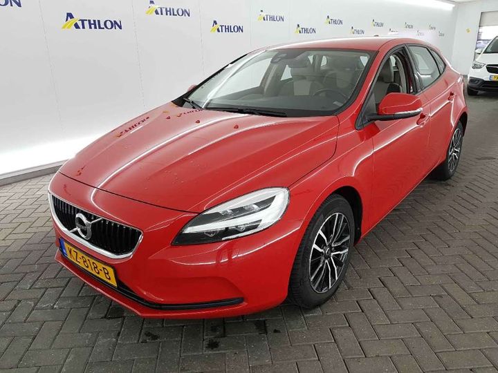 VOLVO V40 2016 yv1mv7481h2412417