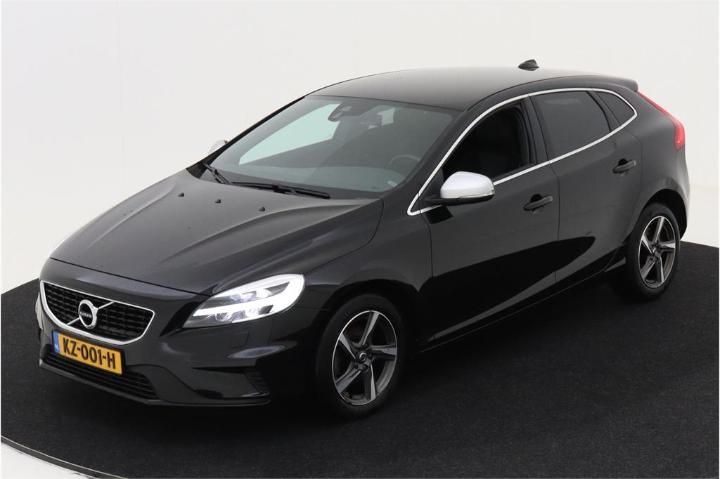 VOLVO V40 2016 yv1mv7481h2413088