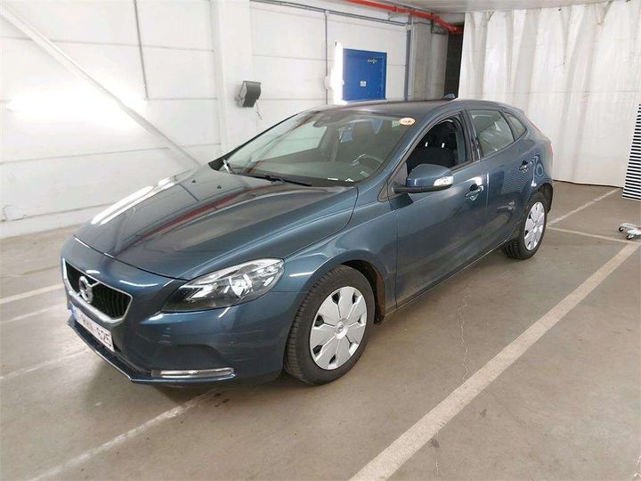 VOLVO V40 2017 yv1mv7481h2413525