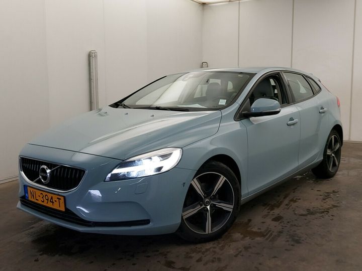 VOLVO V40 2017 yv1mv7481h2422662