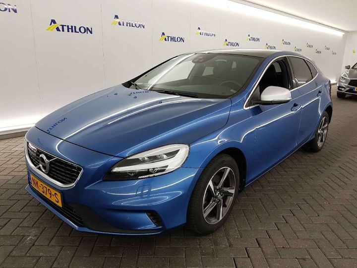 VOLVO V40 2017 yv1mv7481h2423818