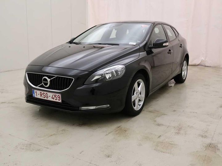 VOLVO V40 2017 yv1mv7481h2424283