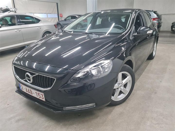 VOLVO V 40 2017 yv1mv7481h2424634