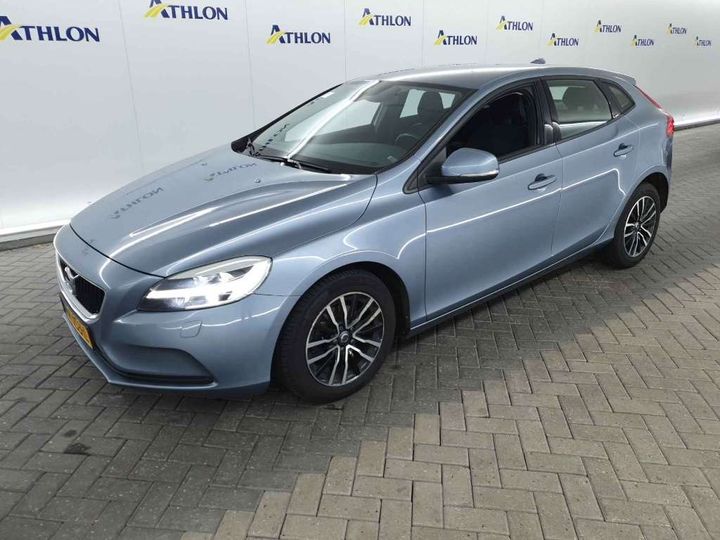 VOLVO V40 2017 yv1mv7481h2429801