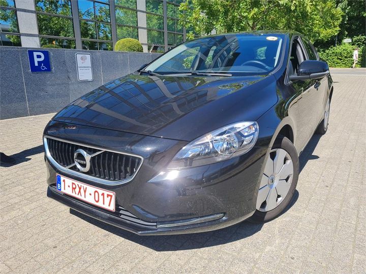 VOLVO V40 2017 yv1mv7481h2430417