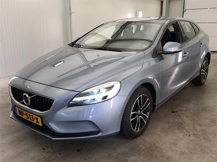 VOLVO V40 2017 yv1mv7481h2430820