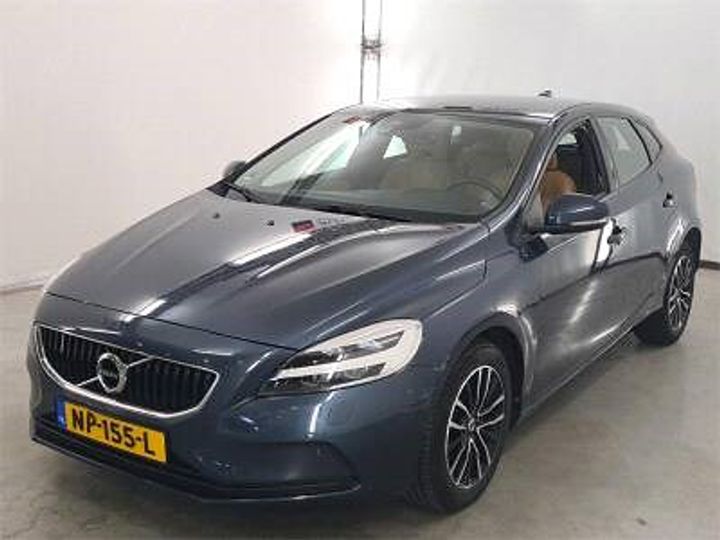 VOLVO V40 2017 yv1mv7481h2431507