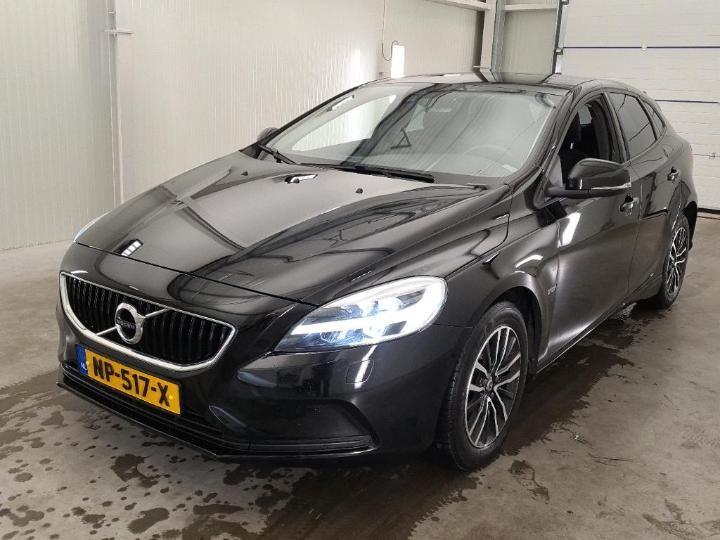 VOLVO V40 2017 yv1mv7481h2431741