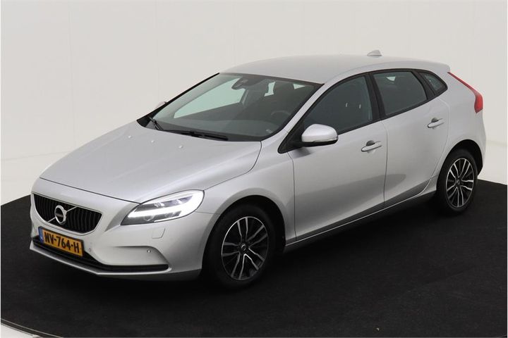 VOLVO V40 2017 yv1mv7481h2440230