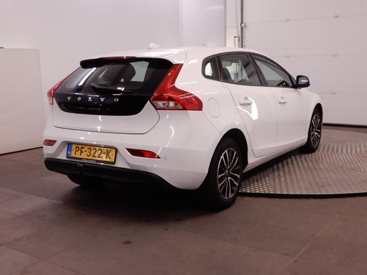 VOLVO V40 2017 yv1mv7481h2441219