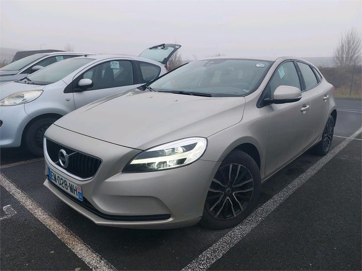 VOLVO V40 2017 yv1mv7481j2444821