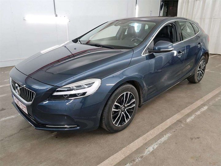 VOLVO V40 2017 yv1mv7481j2445468